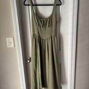 Elegant Olive Green Sleeveless Dress